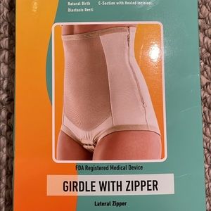 New Bellefit postpartum girdle w/ zipper